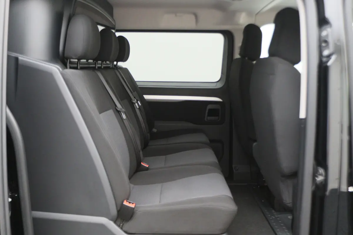 2.0 BlueHDI 150 L3 Asphalt DC 4x4 Dangel 5-Zits, Climate, Cruise, Apple Carplay, Lane Assist, Trekhaak, PDC, 17''
