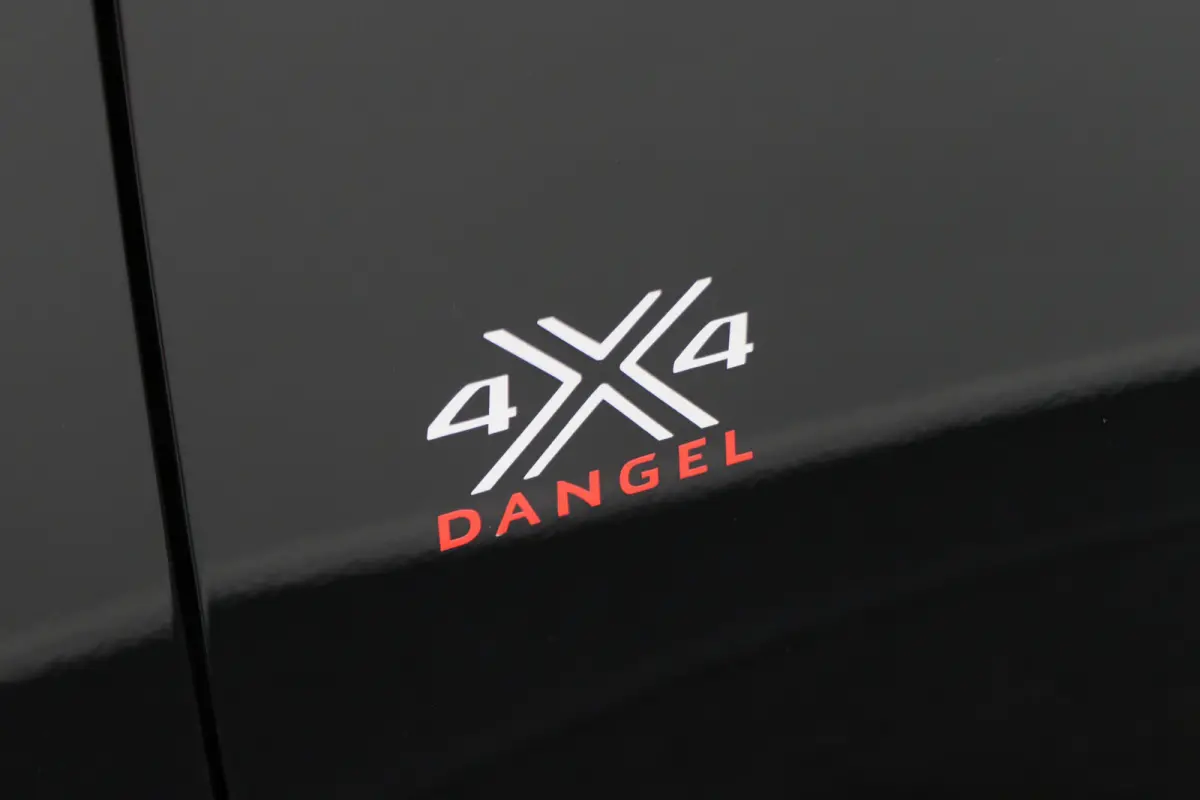 2.0 BlueHDI 150 L3 Asphalt DC 4x4 Dangel 5-Zits, Climate, Cruise, Apple Carplay, Lane Assist, Trekhaak, PDC, 17''