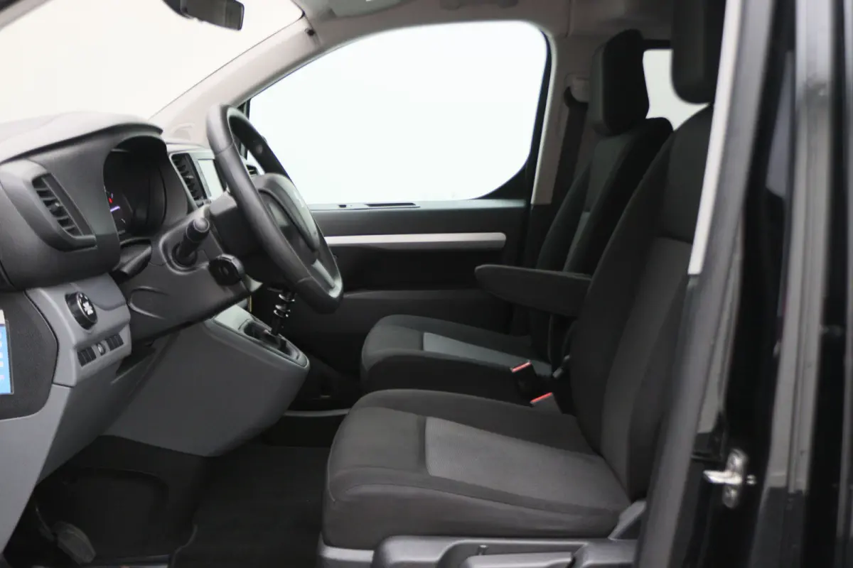 2.0 BlueHDI 150 L3 Asphalt DC 4x4 Dangel 5-Zits, Climate, Cruise, Apple Carplay, Lane Assist, Trekhaak, PDC, 17''