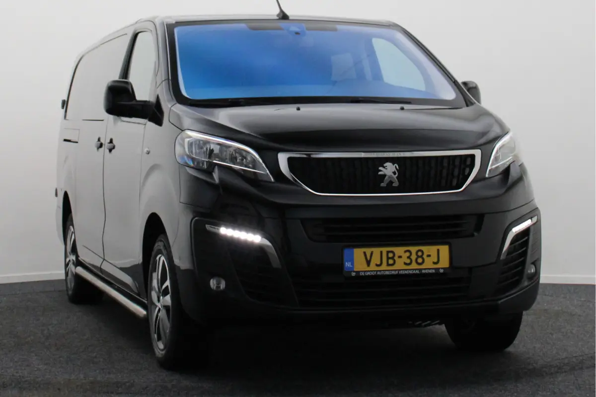 2.0 BlueHDI 150 L3 Asphalt DC 4x4 Dangel 5-Zits, Climate, Cruise, Apple Carplay, Lane Assist, Trekhaak, PDC, 17''