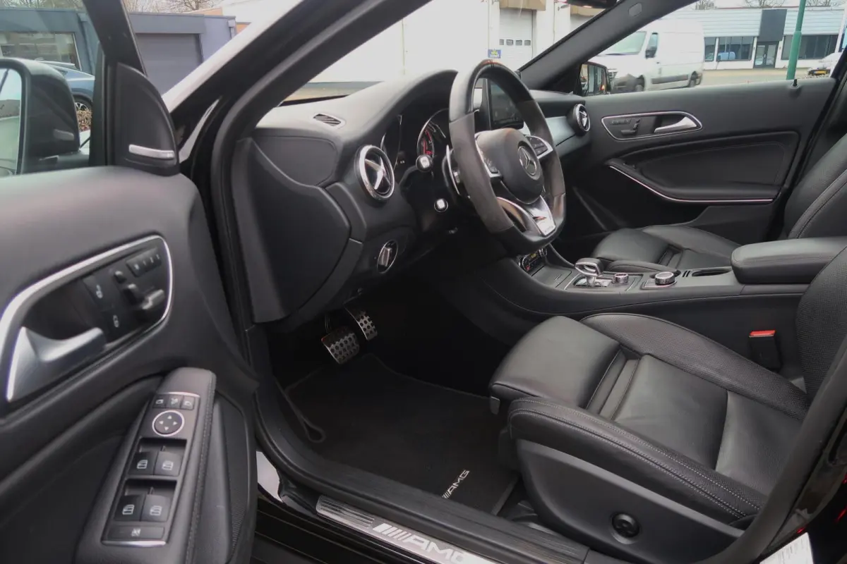 AMG 45 4MATIC 415PK PANORAMADAK|MEMORY|KEYLESS|CAMERA|CARPLAY|ZEER GOED ONDERHOUDEN