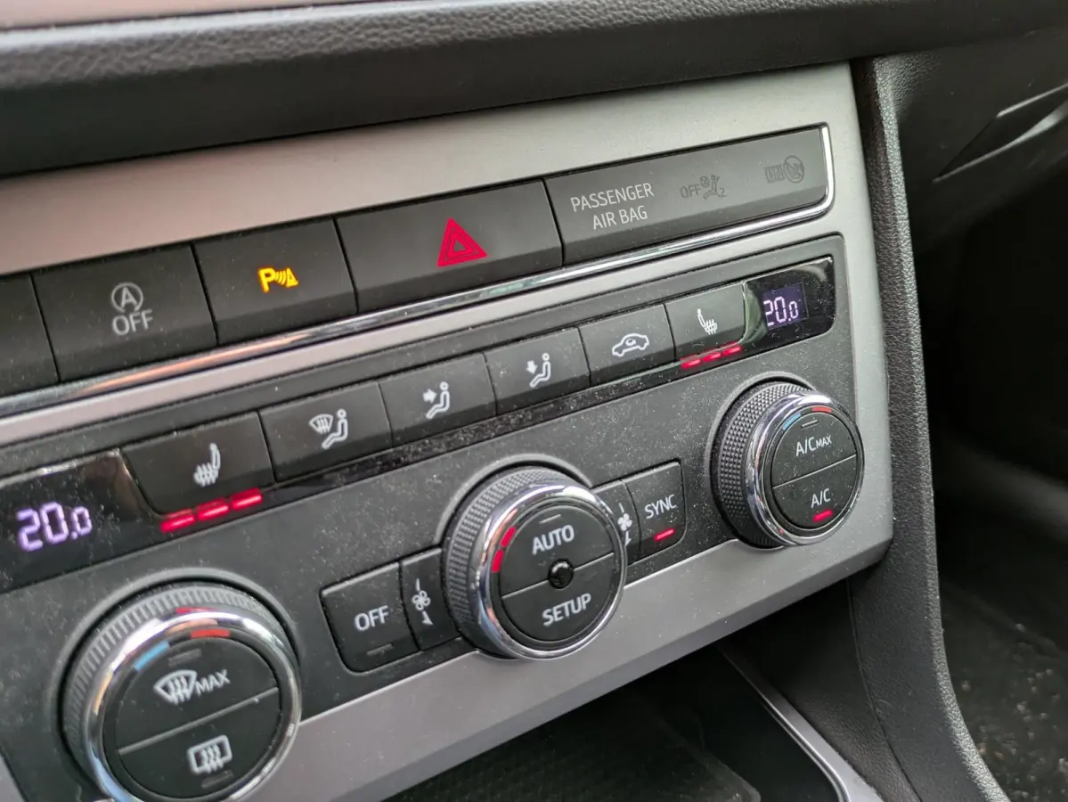 1.4 TSI X-PERIENCE|Navi|Camera|LED|Keyless-Entry/Start|LED|Stoelverwarming|ECC