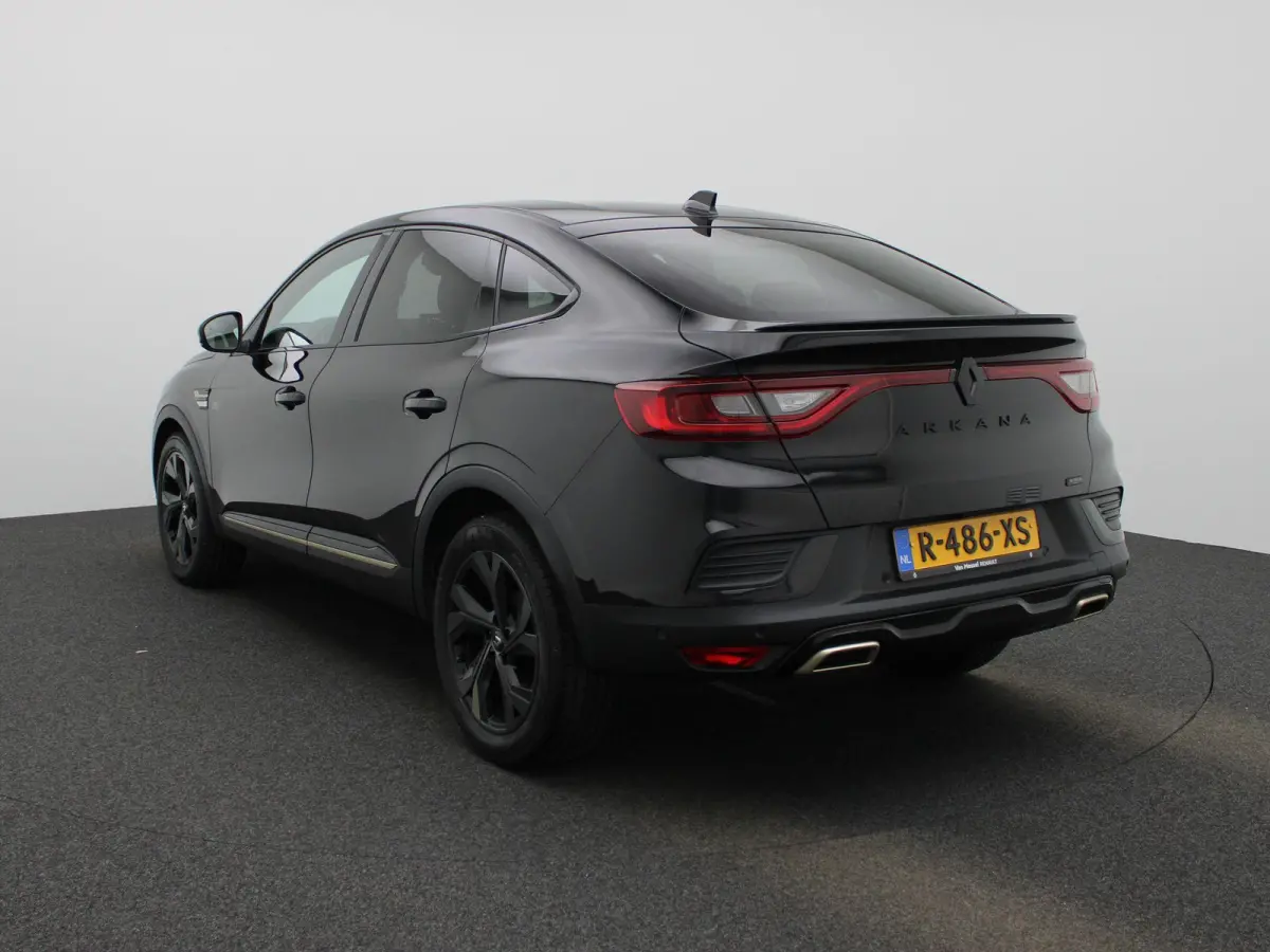E-TECH Hybrid 145 E-Tech Engineered | Automaat | Apple Carplay/Android Auto | Cruise Control | Climate Control | Lederen Bekleding | Stoelverwarming | Achteruitrijcamera | Parkeersensoren | 