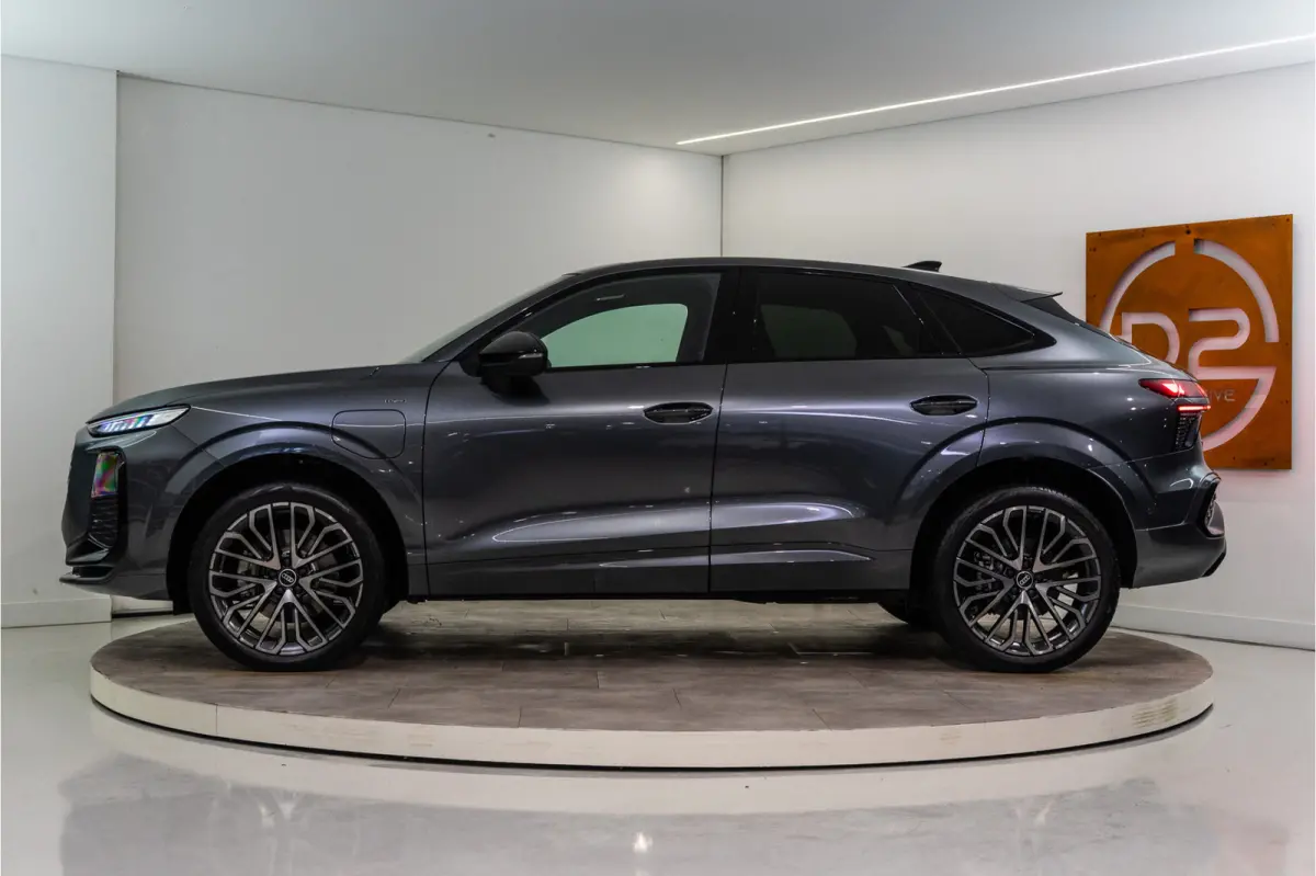 e-hybrid 272PK | MY 2026 PER DIRECT LEVERBAAR | Matrix | Pano | Sfeer | HUD | VOL! 5 JAAR FABRIEKSGARANTIE