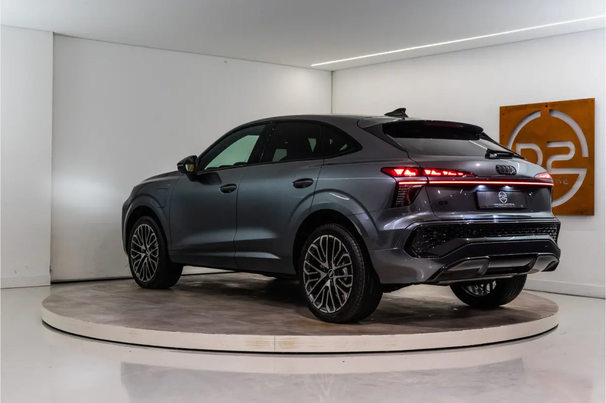 e-hybrid 272PK | MY 2026 PER DIRECT LEVERBAAR | Matrix | Pano | Sfeer | HUD | VOL! 5 JAAR FABRIEKSGARANTIE