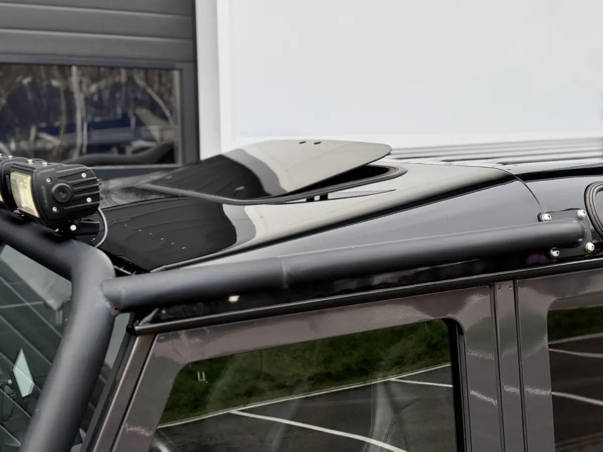 2.2 D SW 110" Adventure Limited Edition