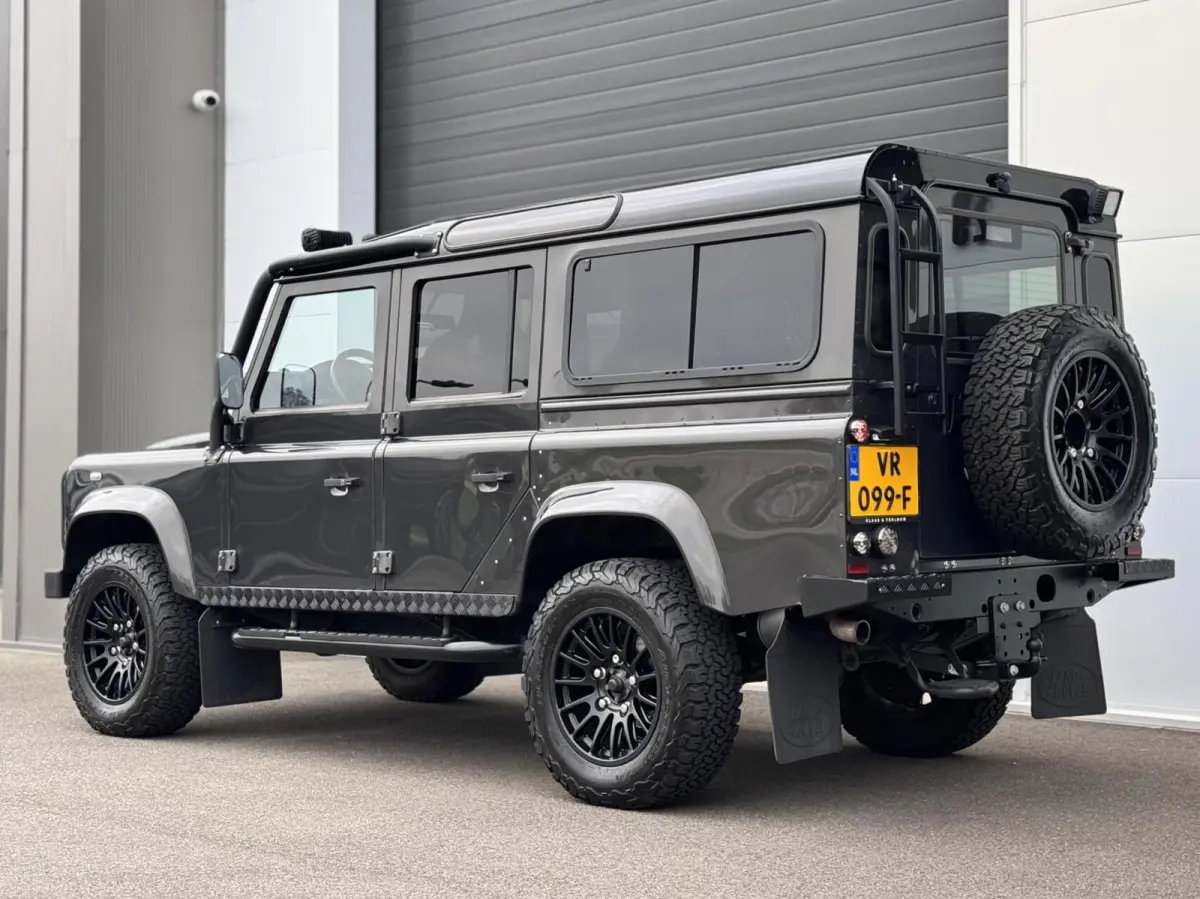 2.2 D SW 110" Adventure Limited Edition