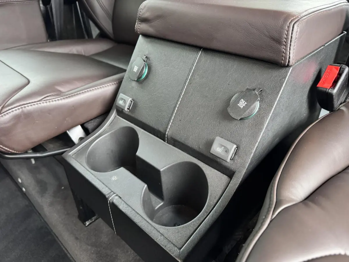 2.2 D SW 110" Adventure Limited Edition