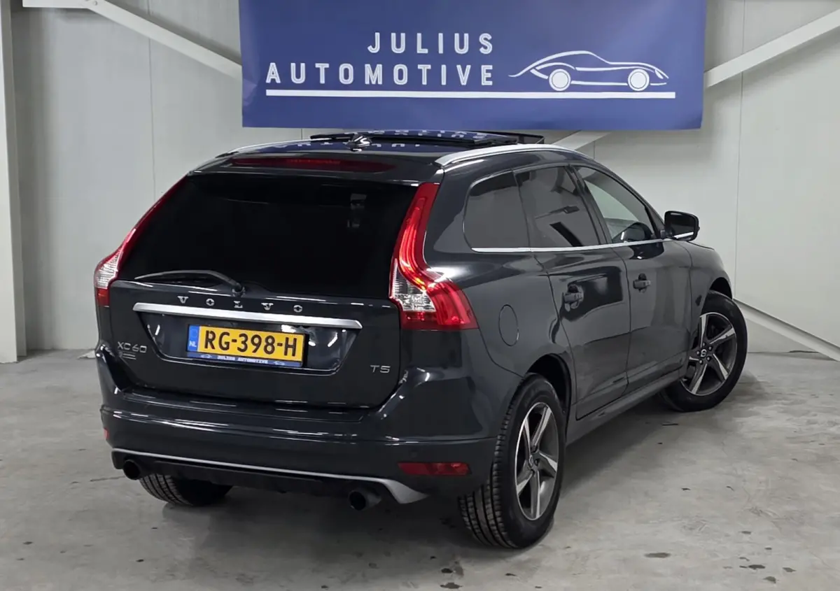 2.0 T5 FWD Ocean Race Volvo Dealer Onderhouden Schuifdak Veel Opties!