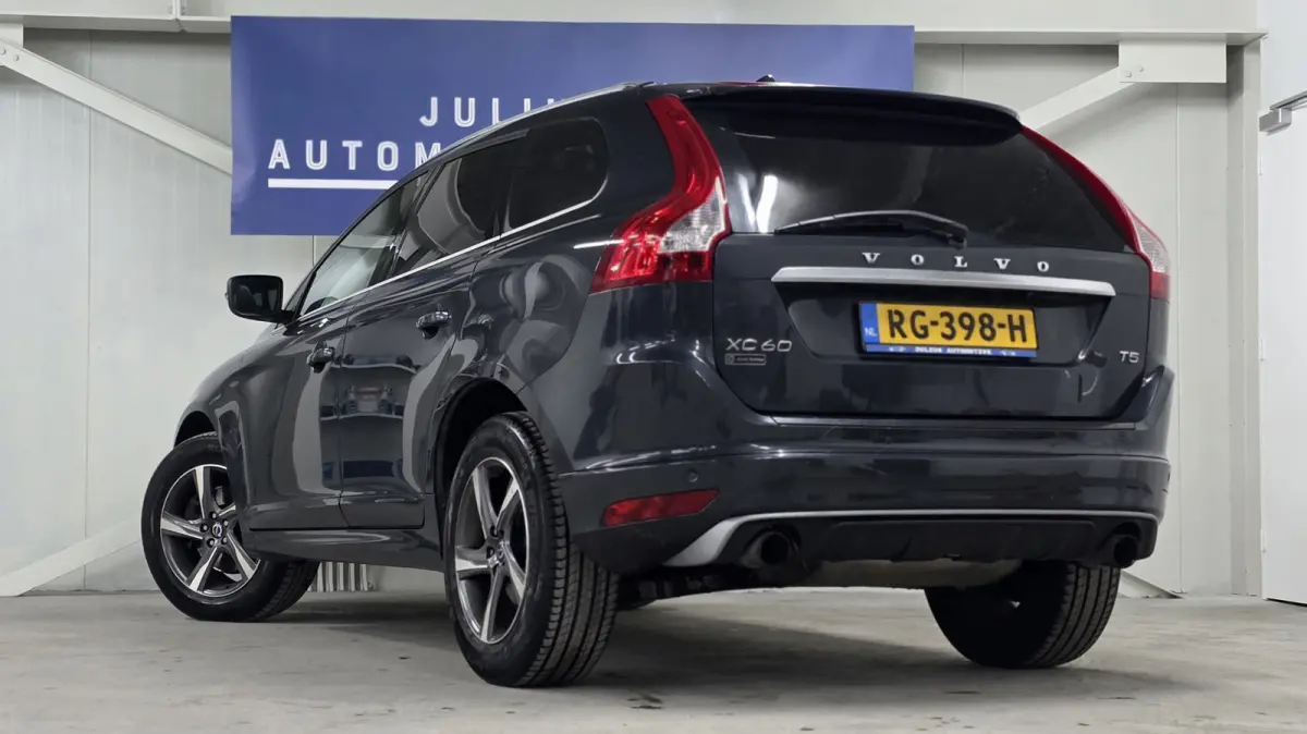 2.0 T5 FWD Ocean Race Volvo Dealer Onderhouden Schuifdak Veel Opties!
