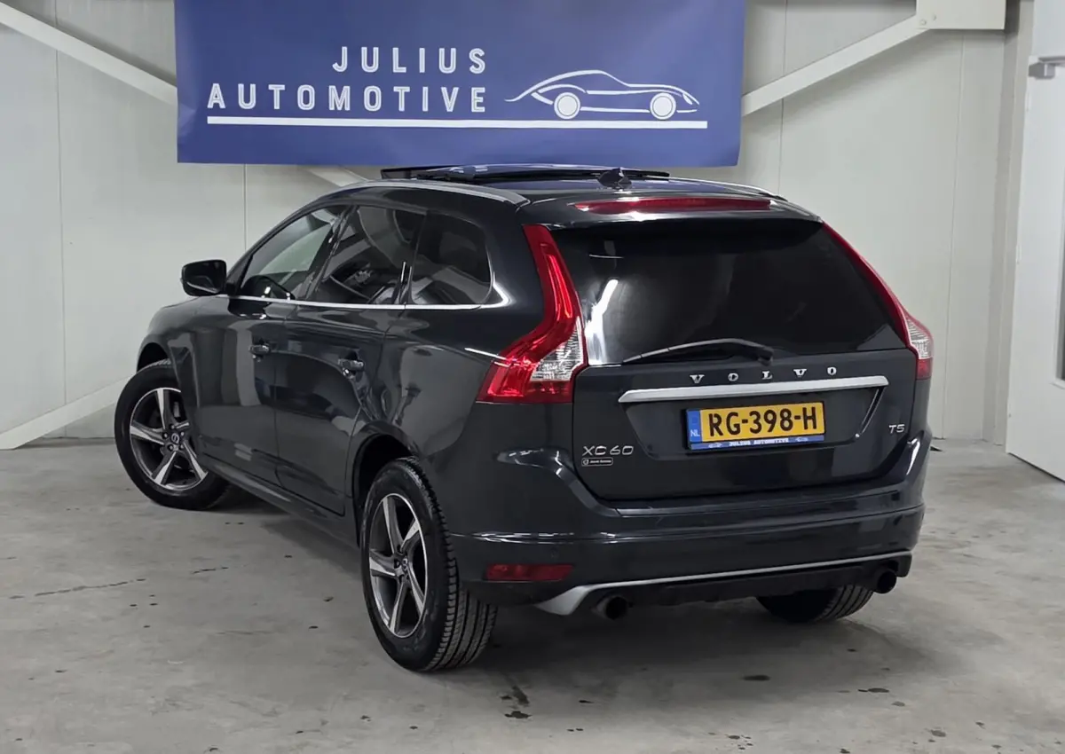 2.0 T5 FWD Ocean Race Volvo Dealer Onderhouden Schuifdak Veel Opties!