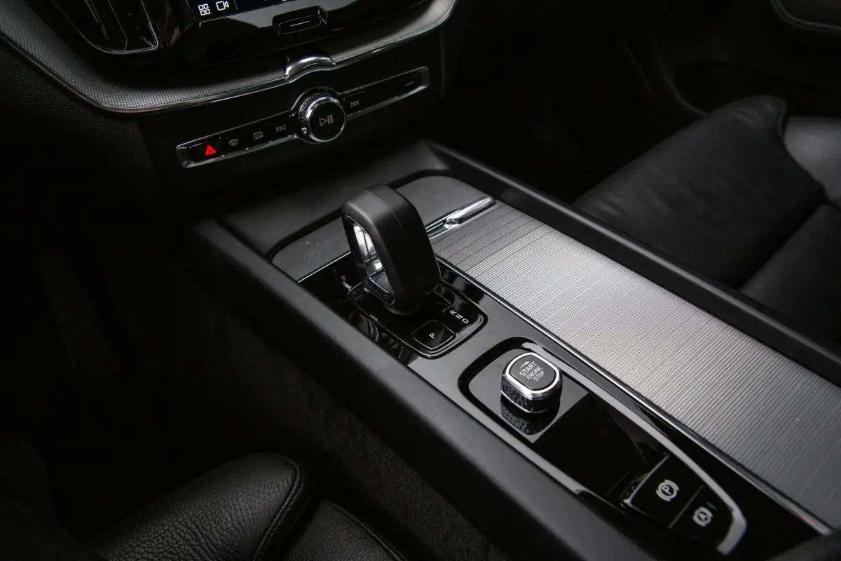 2.0 T6 Plug-in hybrid AWD Plus Dark Long Range , Panoramadak, Memory, Leer