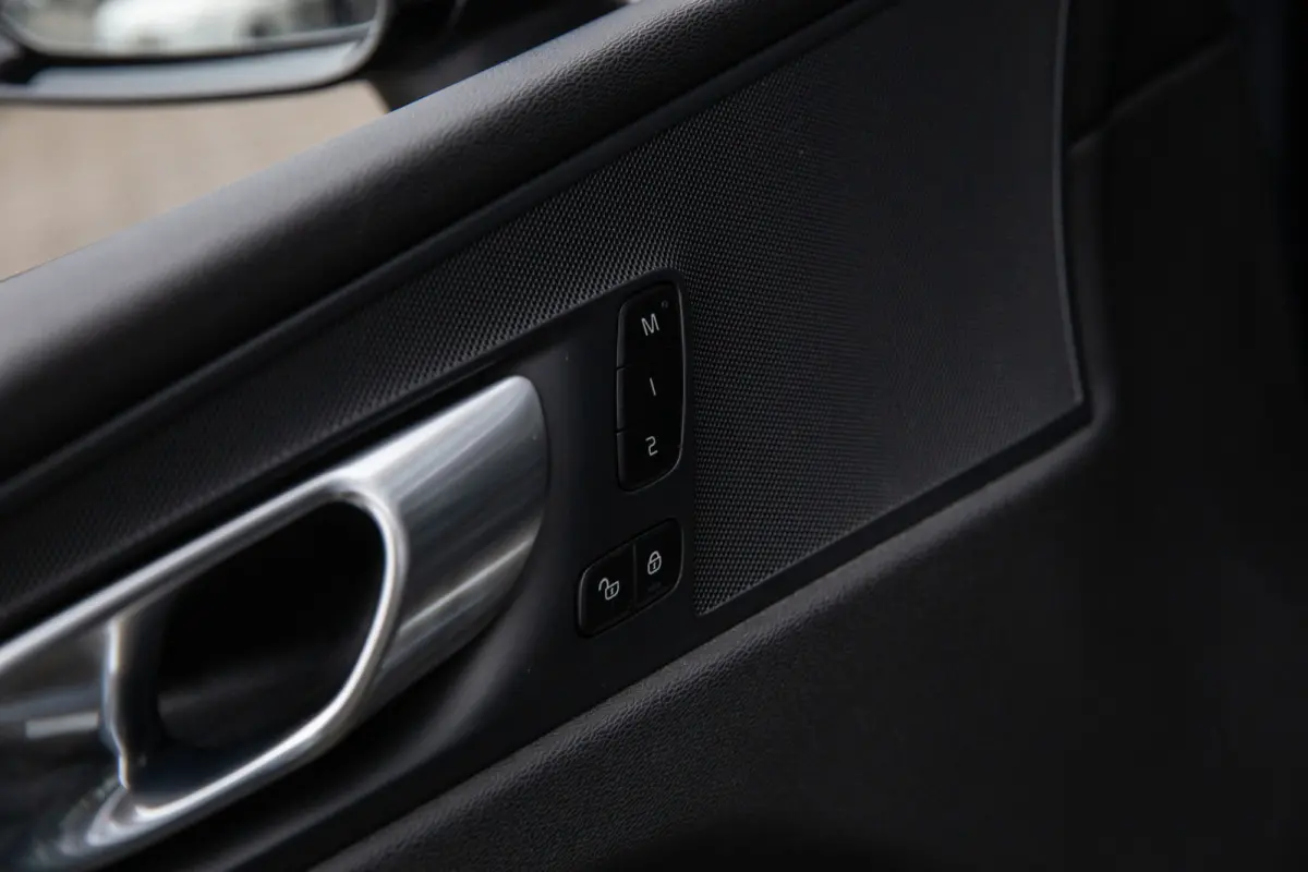 2.0 T6 Plug-in hybrid AWD Plus Dark Long Range , Panoramadak, Memory, Leer