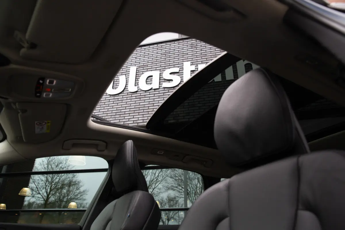 2.0 T6 Plug-in hybrid AWD Plus Dark Long Range , Panoramadak, Memory, Leer