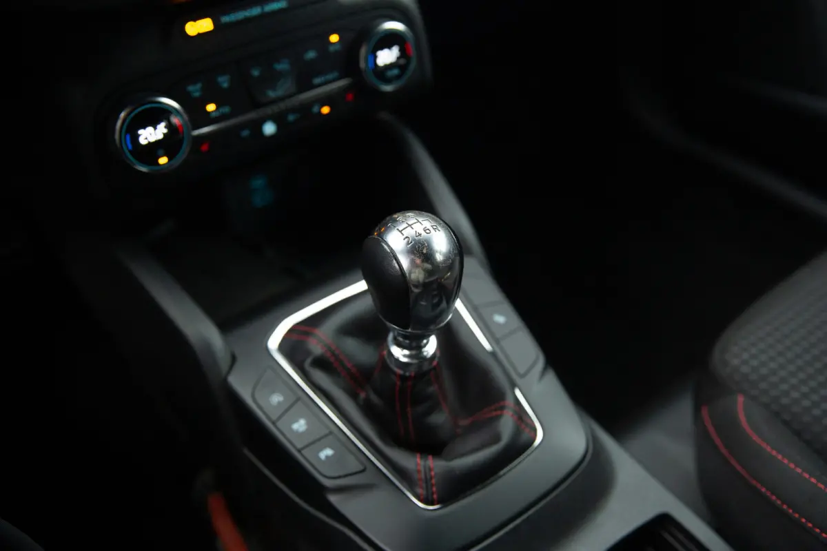 1.0 EcoBoost Hybrid ST Line , Facelift!, Keyless entry, Winterpack, Camera, 125PK, NL-Auto