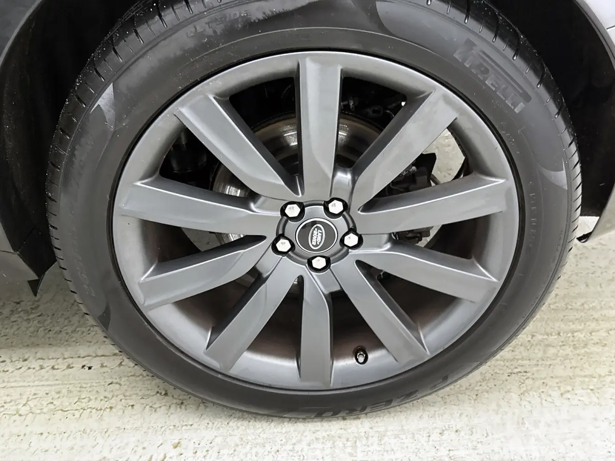 3.0 V6 AWD R-Dynamic HSE (Dealer OnderH, Panorama, Trekhaak, Carplay, Etc)