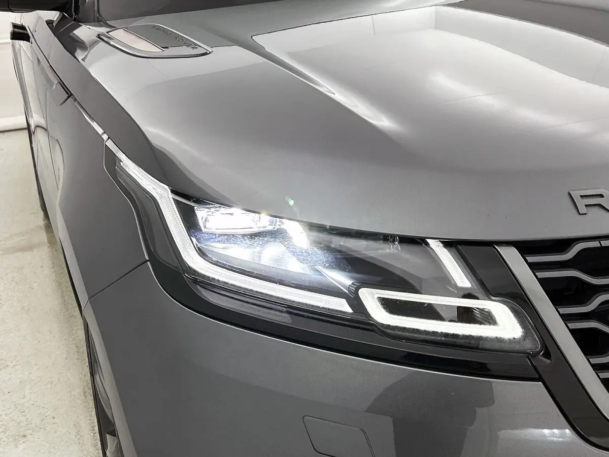 3.0 V6 AWD R-Dynamic HSE (Dealer OnderH, Panorama, Trekhaak, Carplay, Etc)