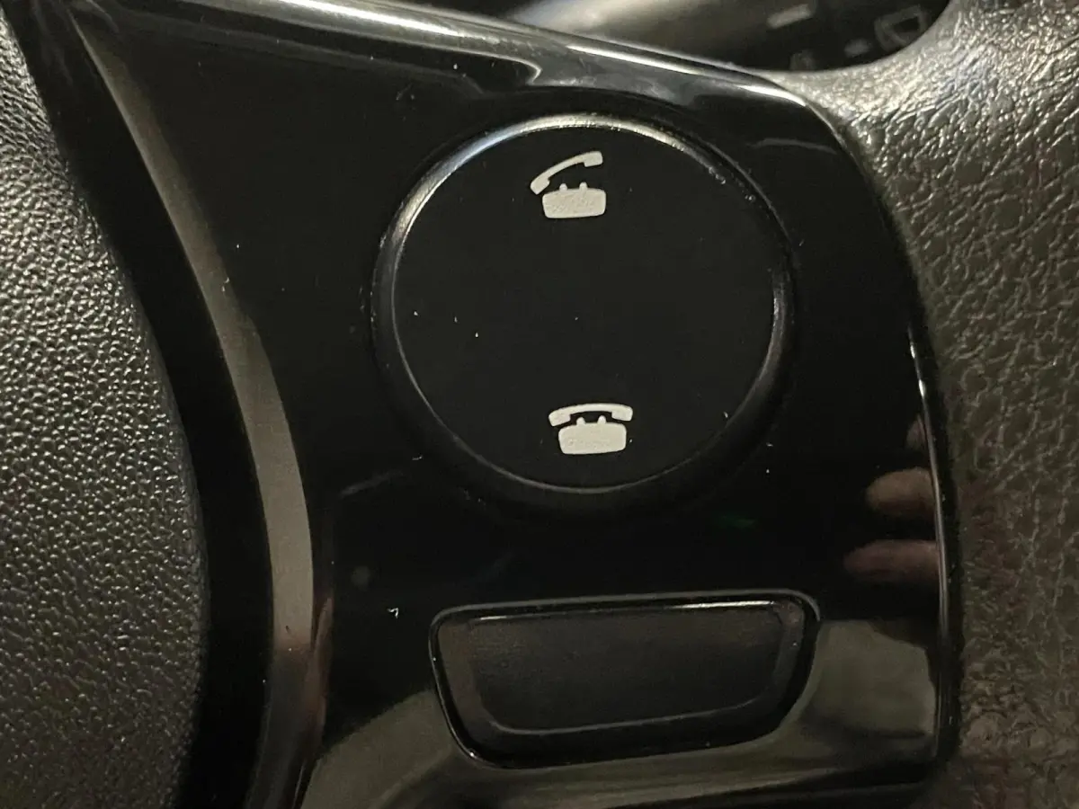 1.0 VTi Feel NAP * BTW * AIRCO * CRUISE CONTROLE