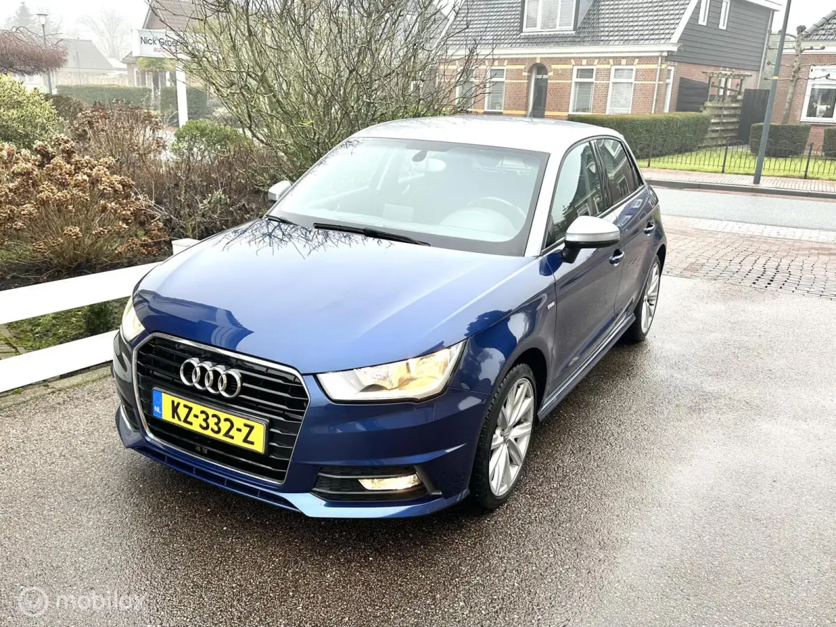 1.0 TFSI 95PK -S-LINE EDITION AIRCO CRUISE CONTROLE NAVIGATIE BLUETOOTH ZEER ZUINIG!!