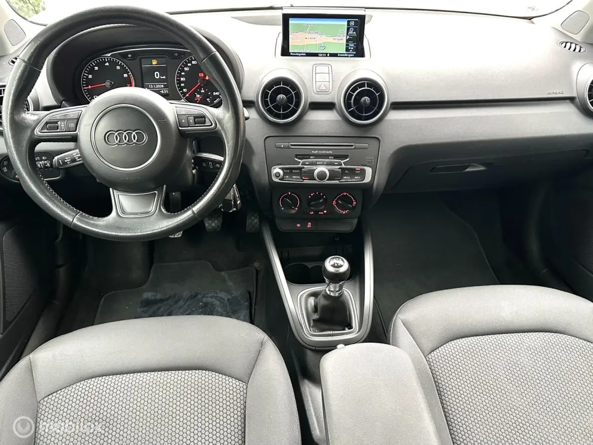 1.0 TFSI 95PK -S-LINE EDITION AIRCO CRUISE CONTROLE NAVIGATIE BLUETOOTH ZEER ZUINIG!!