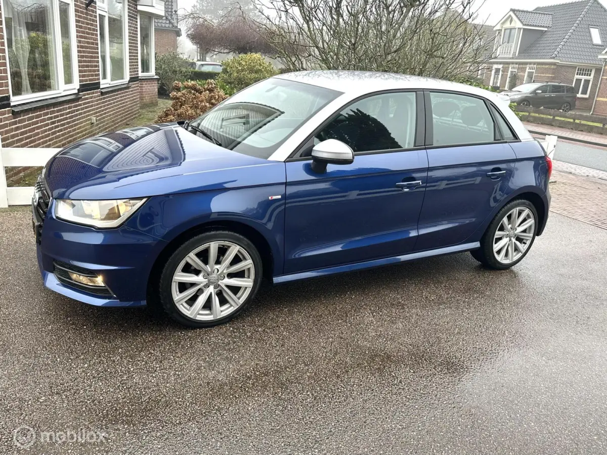 1.0 TFSI 95PK -S-LINE EDITION AIRCO CRUISE CONTROLE NAVIGATIE BLUETOOTH ZEER ZUINIG!!