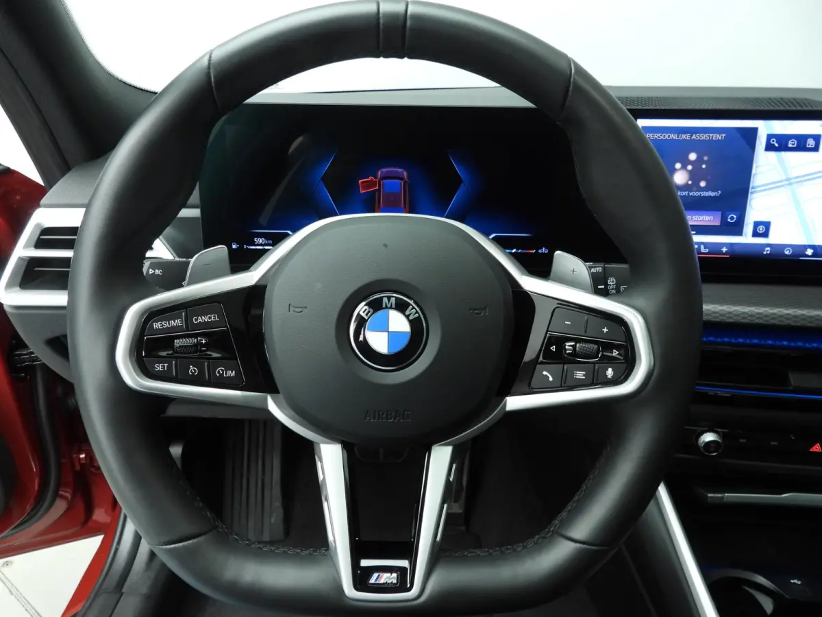 318i | M-Sportpakket | LED | Navigatie | Schuifdak | Trekhaak | Stoelverwarming | DAB | Alu 18 inch