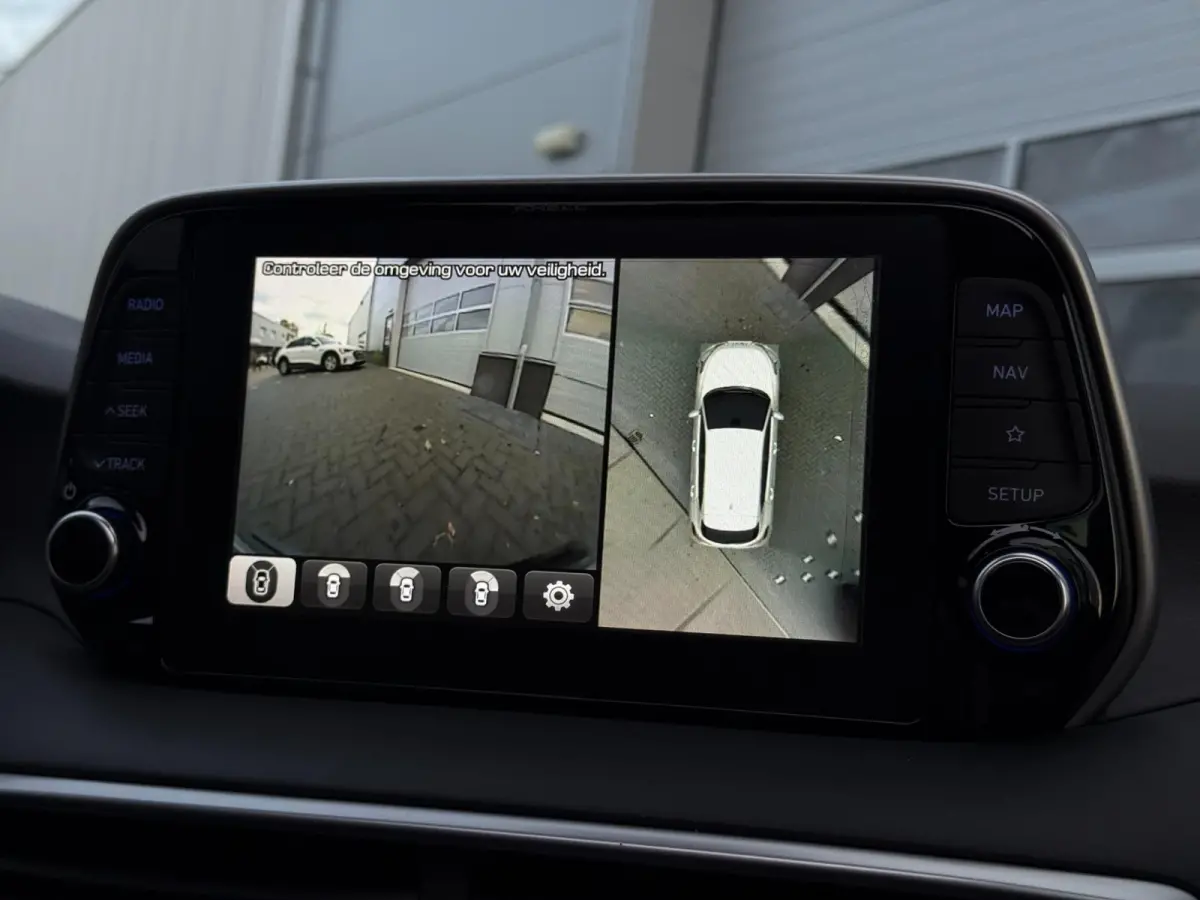 1.6 T-GDI PREMIUM / TREKHAAK / CARPLAY / PANO / 360 CAMERA / DODEHOEK / STOELVERKOELING + VERW / ELEK STOELEN /