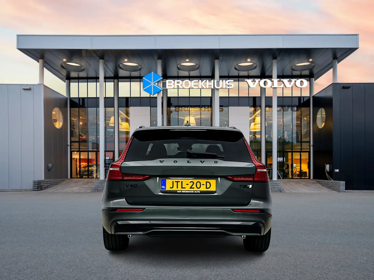 T8 Ultra Dark Performance | 20" | Bowers & Wilkins | Geventileerd Nappa | Massagestoelen | Getint Glas | Panoramadak | Head-up | 360 Camera | Full LED | Adaptieve Cruise | BLIS