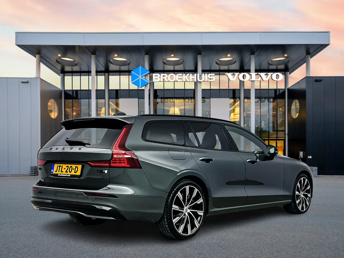 T8 Ultra Dark Performance | 20" | Bowers & Wilkins | Geventileerd Nappa | Massagestoelen | Getint Glas | Panoramadak | Head-up | 360 Camera | Full LED | Adaptieve Cruise | BLIS