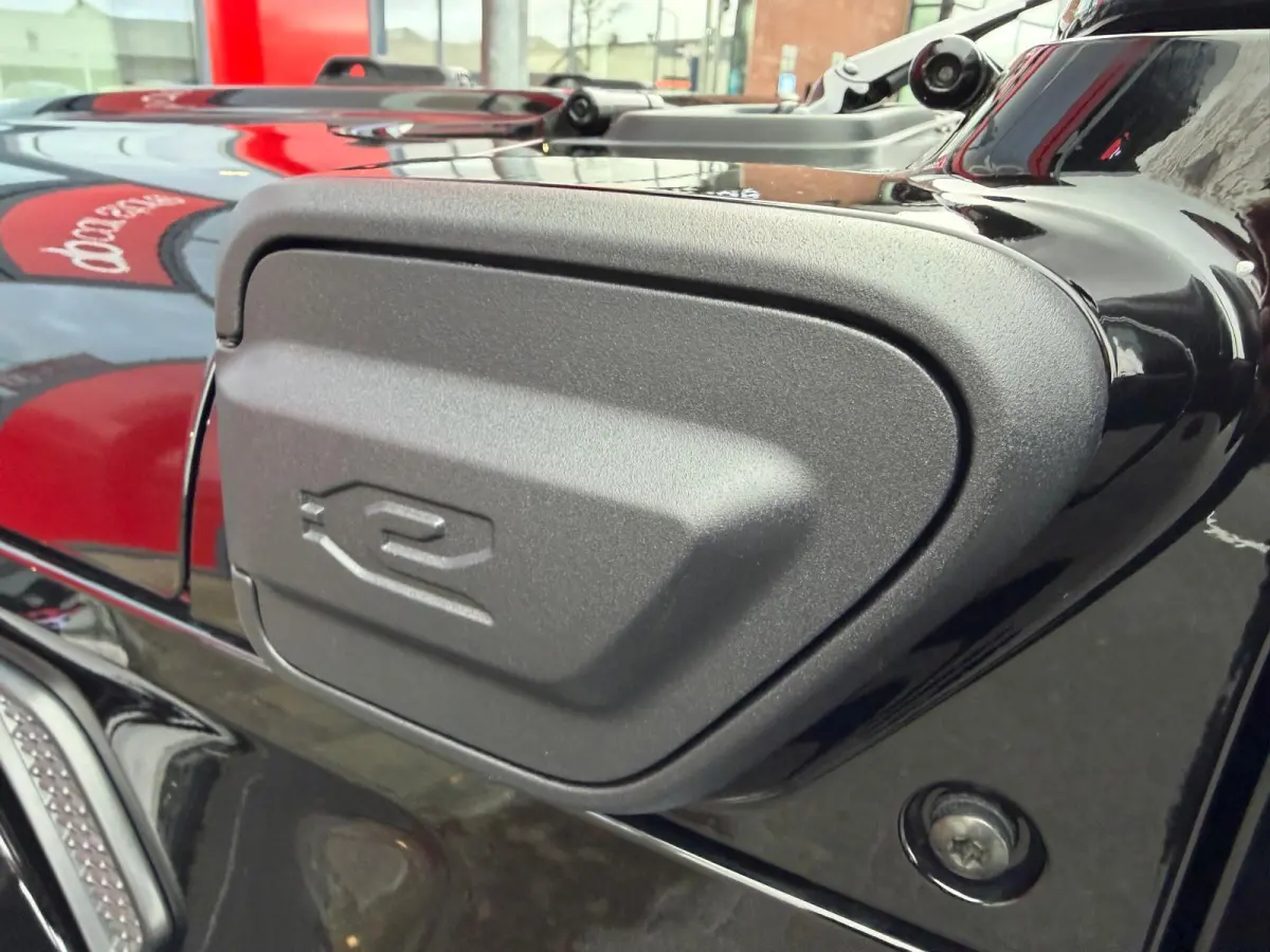 4xe 380 Sahara 2.0 4xe Plug-in Hybrid Sahara