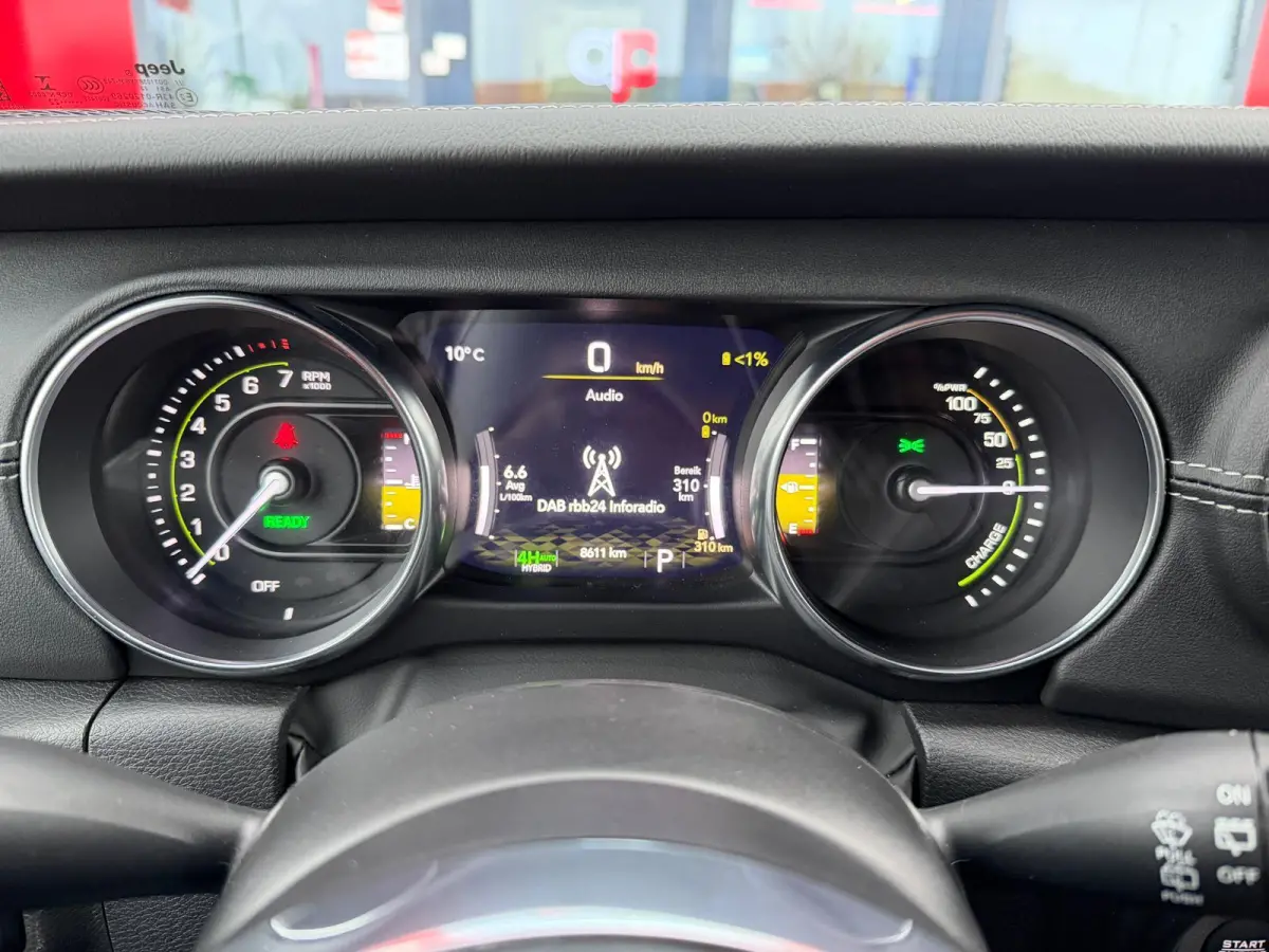 4xe 380 Sahara 2.0 4xe Plug-in Hybrid Sahara