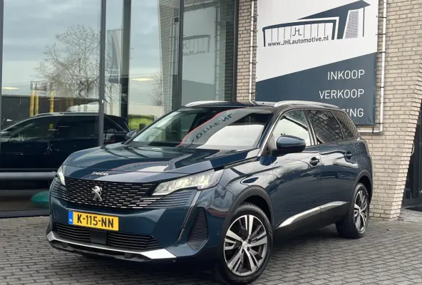 1.2 FACELIFT*CARPLAY*NAVI*CAMERA*HAAK*7-PERS*ECC*