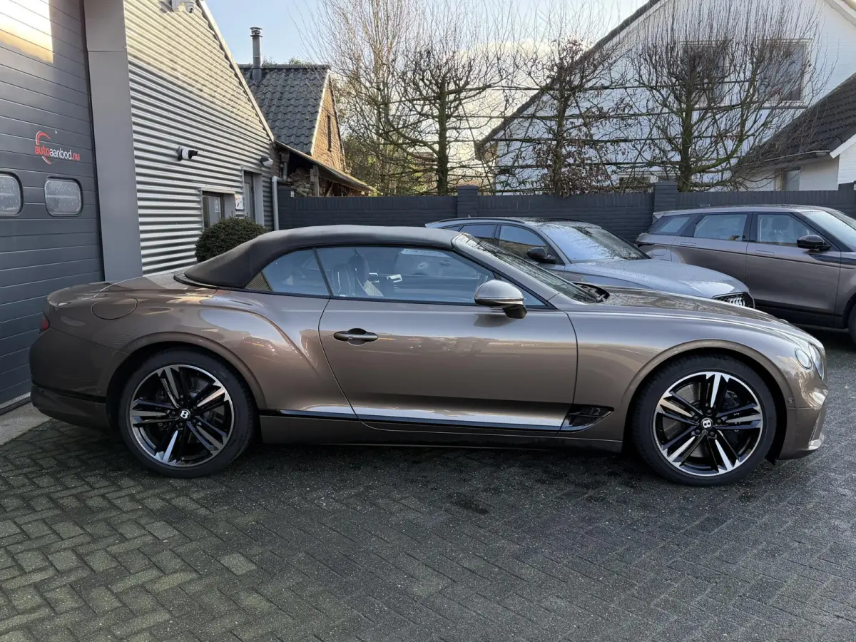 6.0 W12 New Bentley Service | 360* Camera | Massage | Head-Up | Nightvision | Stoelverwarming/Koeling | Adaptive Cruise Control | DAB |