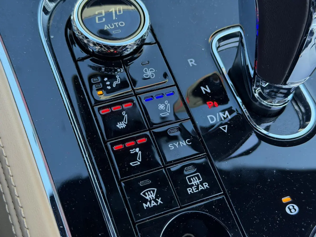 6.0 W12 New Bentley Service | 360* Camera | Massage | Head-Up | Nightvision | Stoelverwarming/Koeling | Adaptive Cruise Control | DAB |