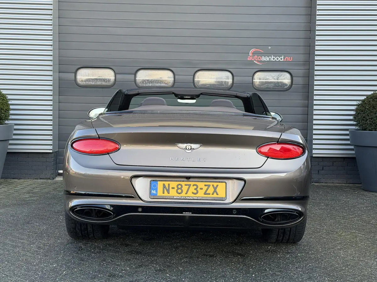 6.0 W12 New Bentley Service | 360* Camera | Massage | Head-Up | Nightvision | Stoelverwarming/Koeling | Adaptive Cruise Control | DAB |