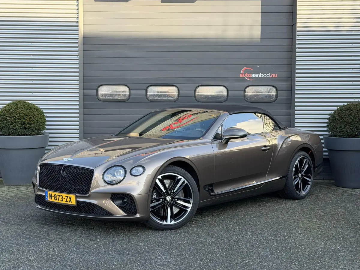 6.0 W12 New Bentley Service | 360* Camera | Massage | Head-Up | Nightvision | Stoelverwarming/Koeling | Adaptive Cruise Control | DAB |