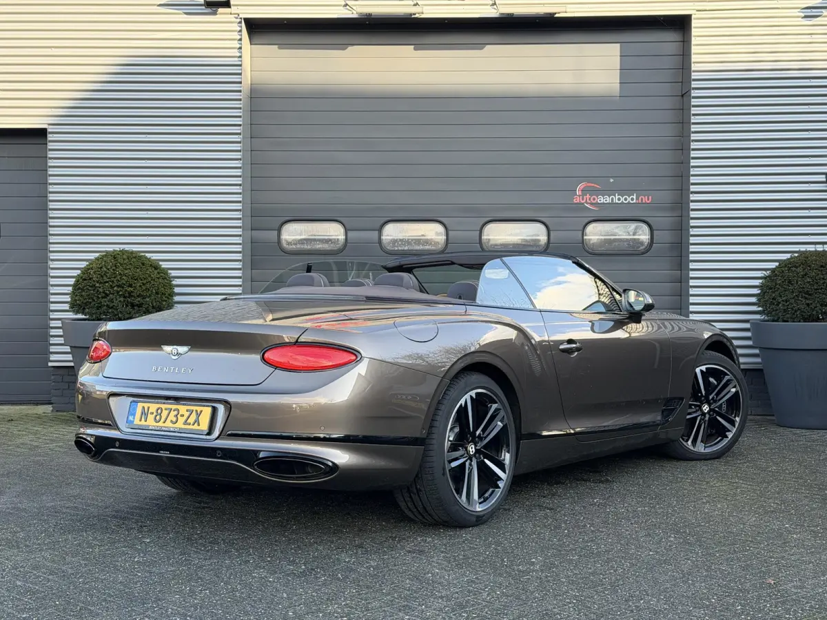 6.0 W12 New Bentley Service | 360* Camera | Massage | Head-Up | Nightvision | Stoelverwarming/Koeling | Adaptive Cruise Control | DAB |