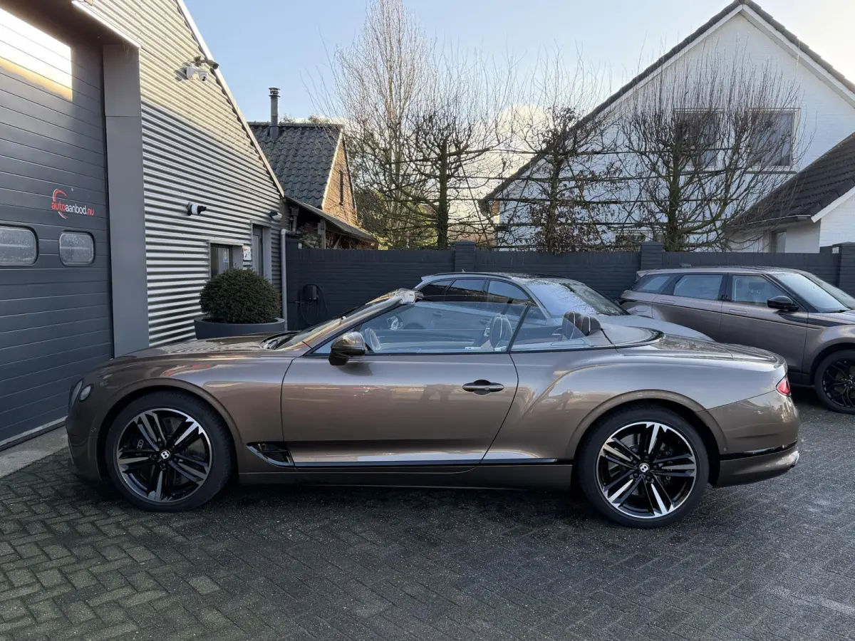 6.0 W12 New Bentley Service | 360* Camera | Massage | Head-Up | Nightvision | Stoelverwarming/Koeling | Adaptive Cruise Control | DAB |