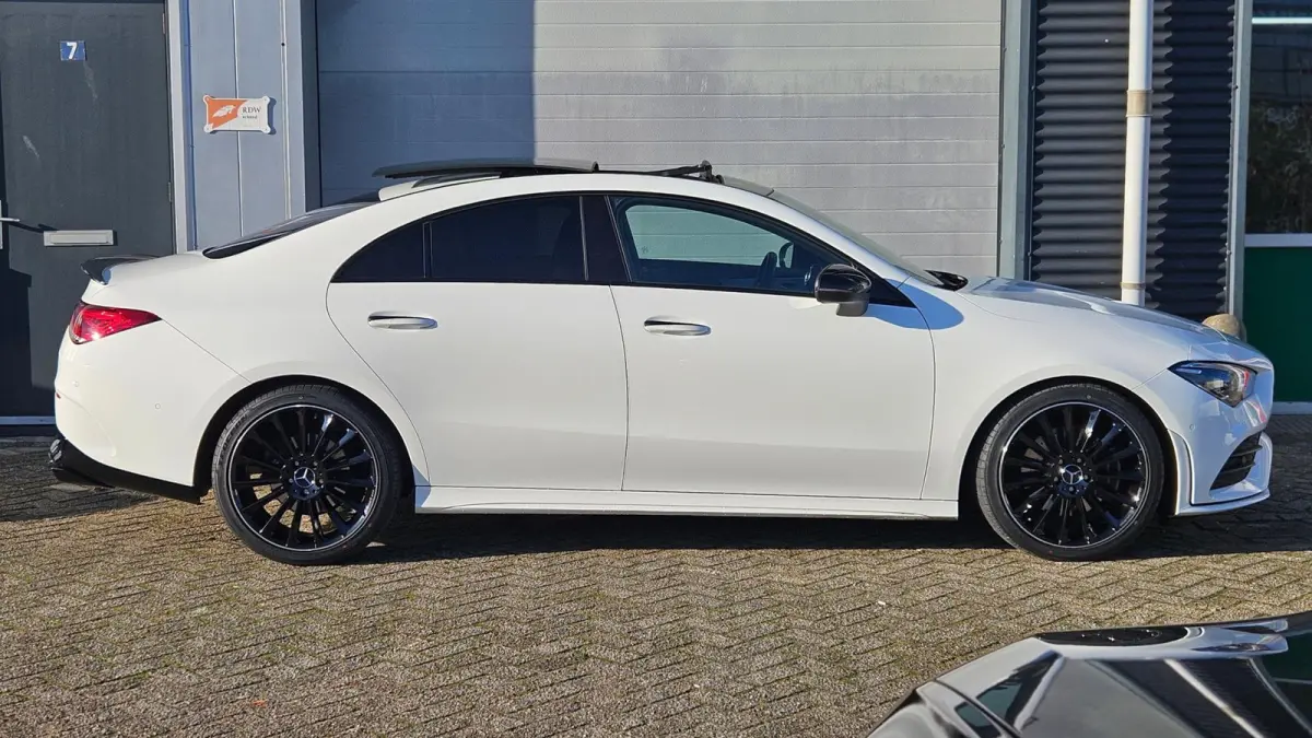 200 AMG | Orig. NL | Pano | Memory | Keyless | Multibeam | Camera