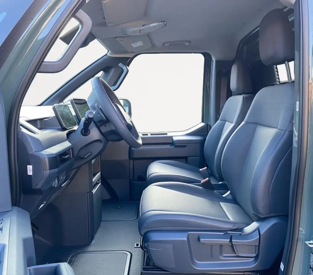 L2H1 Elite Executive 71.2 kWh | Nieuw te bestellen! | 416 Km bereik |  Laadcapaciteit 4.4 m³ | 360° Camera | Accessoirecheque t.w.v. €2500!