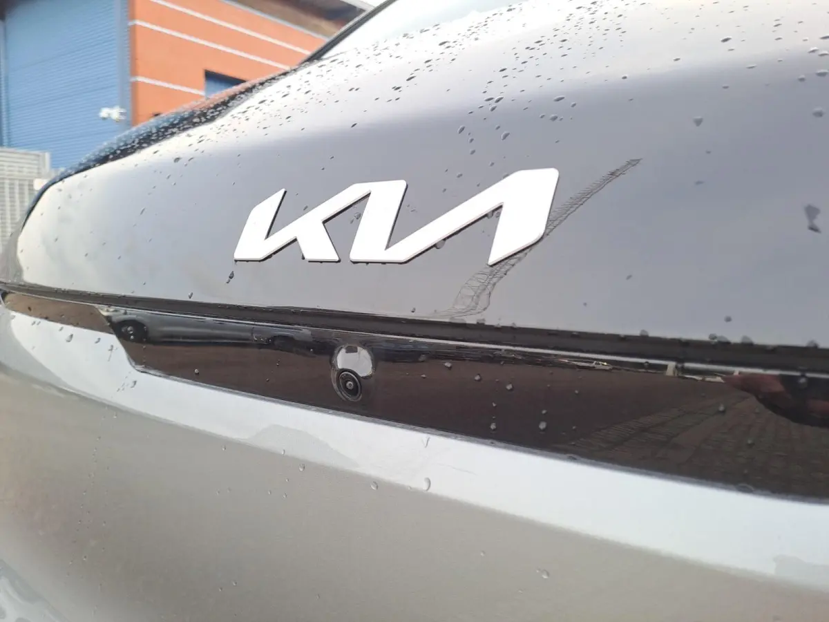L2H1 Elite Executive 71.2 kWh | Nieuw te bestellen! | 416 Km bereik |  Laadcapaciteit 4.4 m³ | 360° Camera | Accessoirecheque t.w.v. €2500!