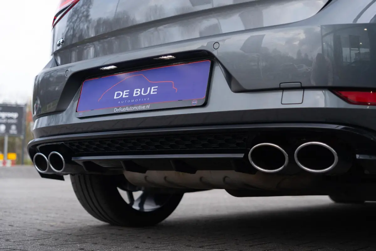 7.5 2.0 TSI 4Motion R 310PK DSG-7|Panoramadak|DynAudio|Discover Pro|Alcantara|Pretoria|CarPlay|ACC|Virtual|Indium Grey|Dealer onderhouden