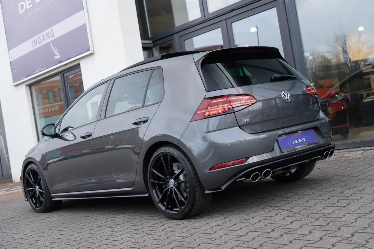 7.5 2.0 TSI 4Motion R 310PK DSG-7|Panoramadak|DynAudio|Discover Pro|Alcantara|Pretoria|CarPlay|ACC|Virtual|Indium Grey|Dealer onderhouden