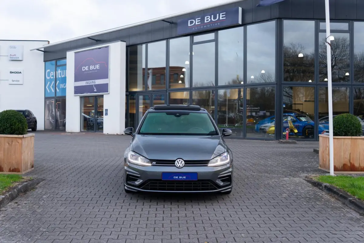 7.5 2.0 TSI 4Motion R 310PK DSG-7|Panoramadak|DynAudio|Discover Pro|Alcantara|Pretoria|CarPlay|ACC|Virtual|Indium Grey|Dealer onderhouden