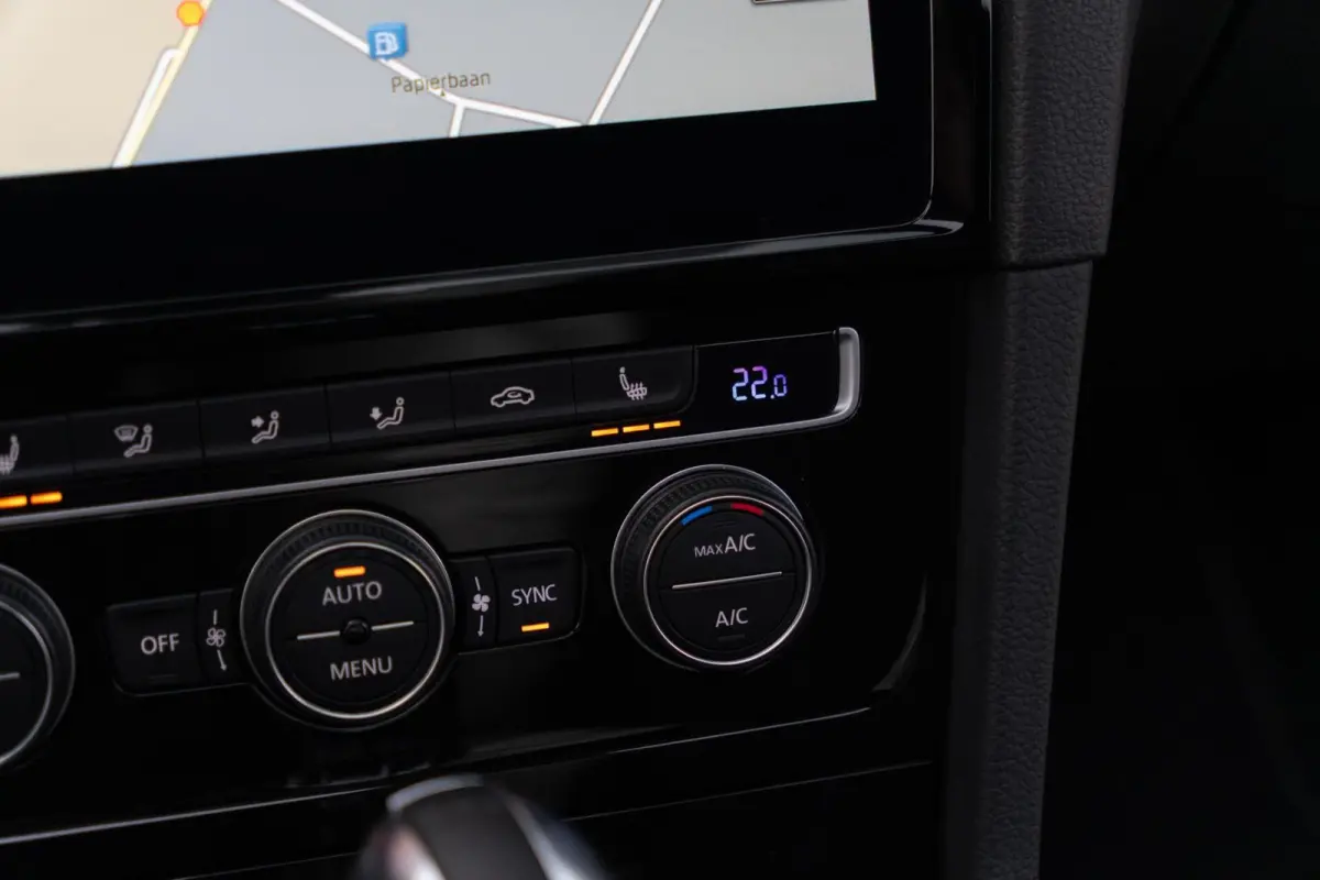 7.5 2.0 TSI 4Motion R 310PK DSG-7|Panoramadak|DynAudio|Discover Pro|Alcantara|Pretoria|CarPlay|ACC|Virtual|Indium Grey|Dealer onderhouden