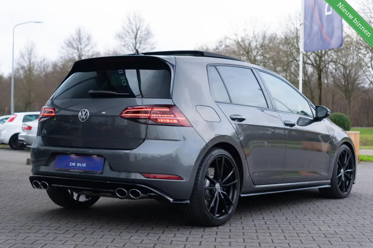 7.5 2.0 TSI 4Motion R 310PK DSG-7|Panoramadak|DynAudio|Discover Pro|Alcantara|Pretoria|CarPlay|ACC|Virtual|Indium Grey|Dealer onderhouden