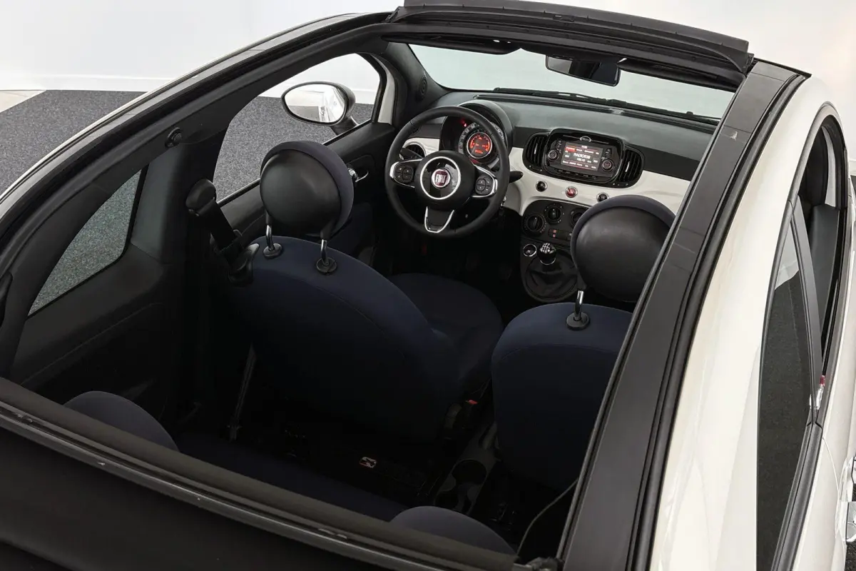 1.0 Hybrid Cult Cabriolet Airco Cruise Control Private lease €359,- p/m