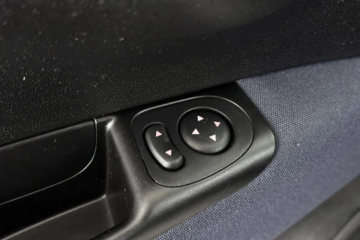 1.0 Hybrid Cult Cabriolet Airco Cruise Control Private lease €359,- p/m