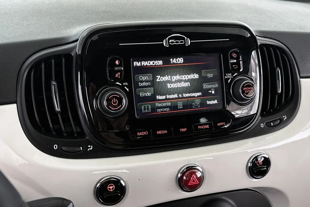 1.0 Hybrid Cult Cabriolet Airco Cruise Control Private lease €359,- p/m