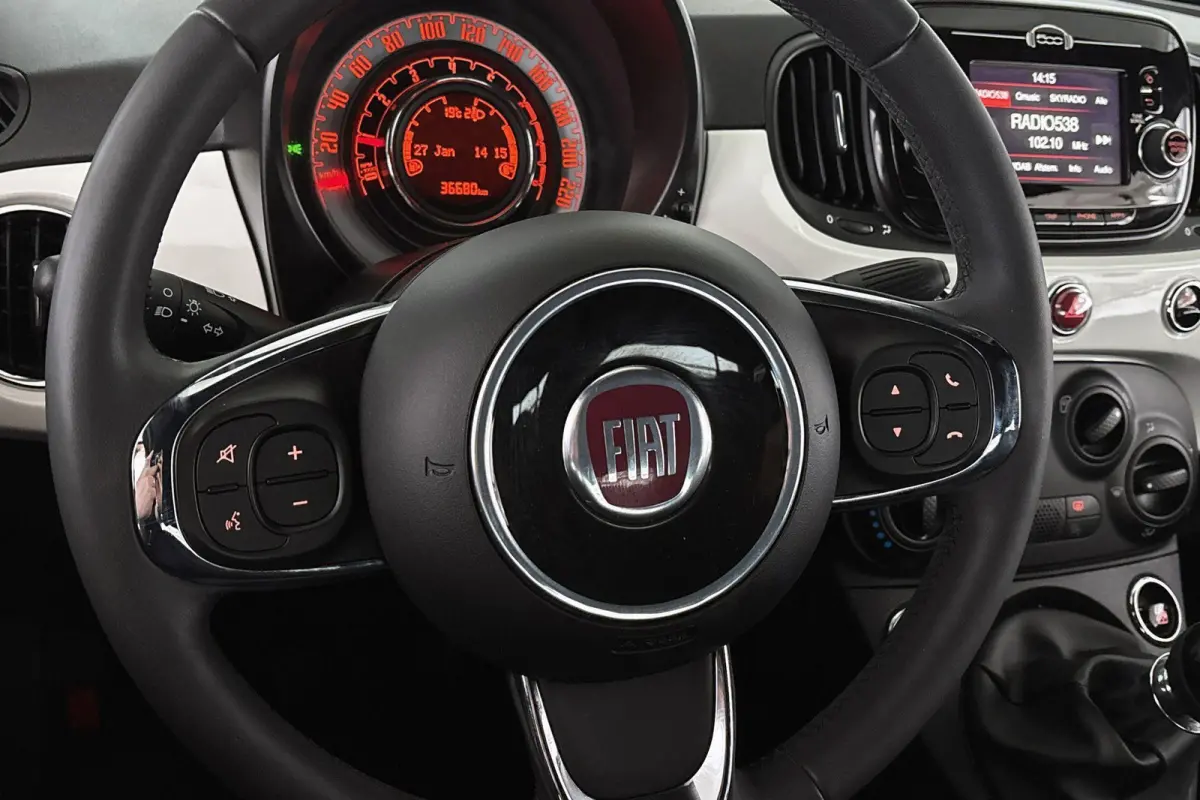 1.0 Hybrid Cult Cabriolet Airco Cruise Control Private lease €359,- p/m